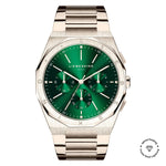 Die LIEBESKIND BERLIN Armbanduhr - The Classic Chronograph verfügt über ein Edelstahlband, ein grünes Zifferblatt mit drei Hilfszifferblättern, Chronographenfunktion und das Liebeskind Berlin Branding.