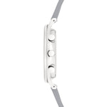 Liebeskind Berlin Armbanduhr mit grauem Zifferblatt mit Datums- und Tagesanzeige und 24-Stunden Anzeige, silbernem Gehäuse und grauem Lederband; Seitenansicht