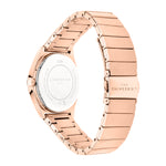 Die LIEBESKIND BERLIN Armbanduhr - Round Vinyl Vision in Roségold im 70er Jahre Stil mit Logo-Gravur auf Rückseite und Verschluss, von hinten gezeigt.