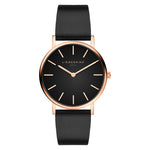 Die LIEBESKIND BERLIN Armbanduhr - The Modern Must-Have von Liebeskind Berlin besticht durch ihr schlichtes, minimalistisches Design in Schwarz und Gold mit einem schwarzen Echtleder-Armband für zeitlose Eleganz.