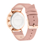 Rückansicht der LIEBESKIND BERLIN Armbanduhr - Der Chronograph von Liebeskind Berlin in Roségold mit rosafarbenem Lederarmband, mit eleganten Chronographen-Details.