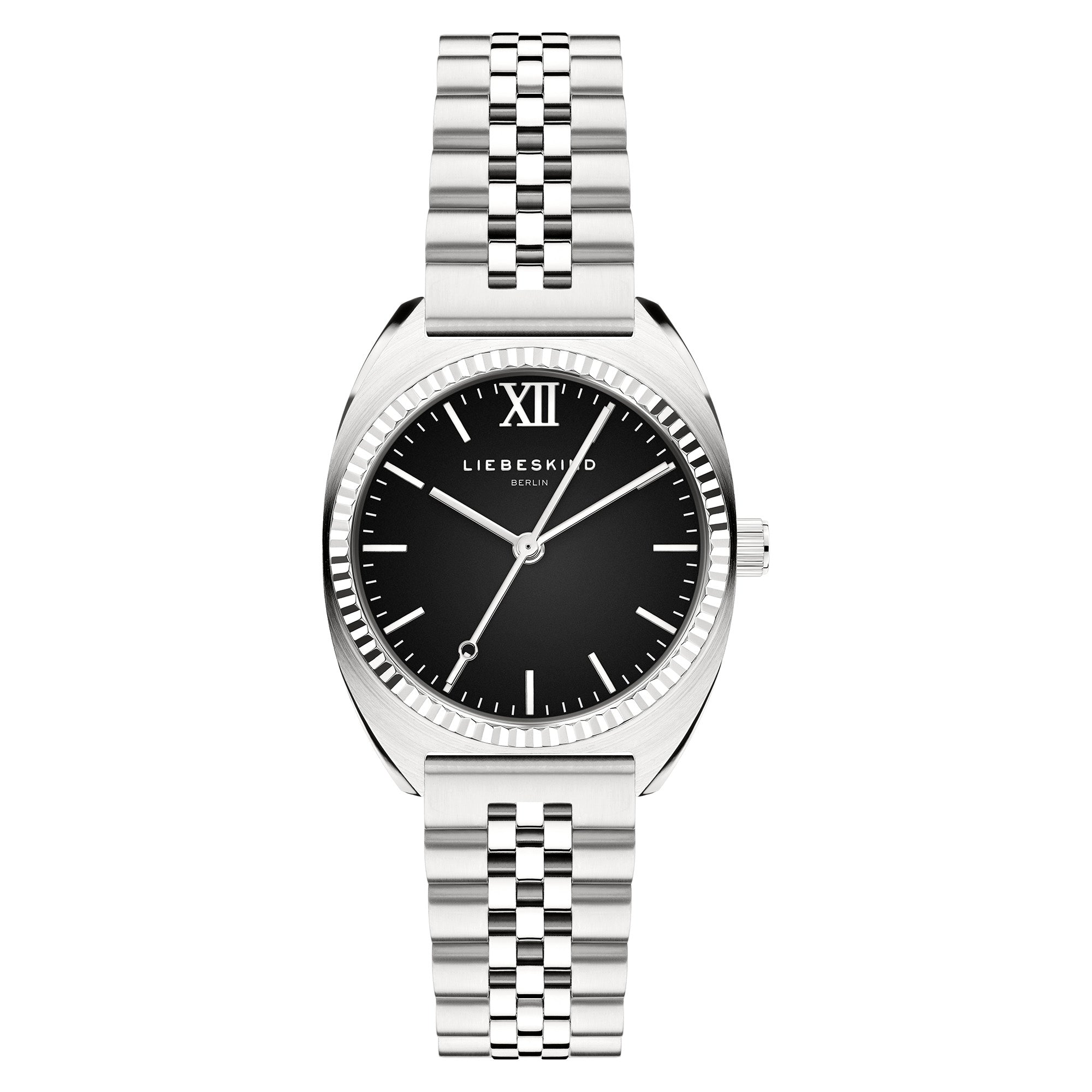 Die LIEBESKIND BERLIN Armbanduhr - The Colorful Classic Must-Have von Liebeskind Berlin besticht durch ein silbernes Edelstahlgehäuse, schwarzes Zifferblatt und silberne Stundenmarkierungen - zeitlos elegant und modern.