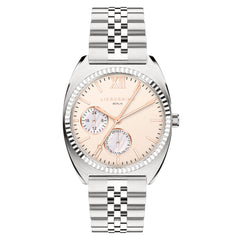 Die LIEBESKIND BERLIN Armbanduhr - The Colorful Multifunction von Liebeskind Berlin hat ein silbernes Gehäuse, ein rosafarbenes Zifferblatt mit zwei Hilfszifferblättern und ein schlankes Edelstahlarmband - ideal für den eleganten Alltag.