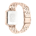 Die LIEBESKIND BERLIN Armbanduhr - The Classic Square von Liebeskind Berlin hat ein roségoldenes Metallfinish, eine gravierte Rückseite und einen Verschluss, alles in einem schlichten skandinavischen Design.