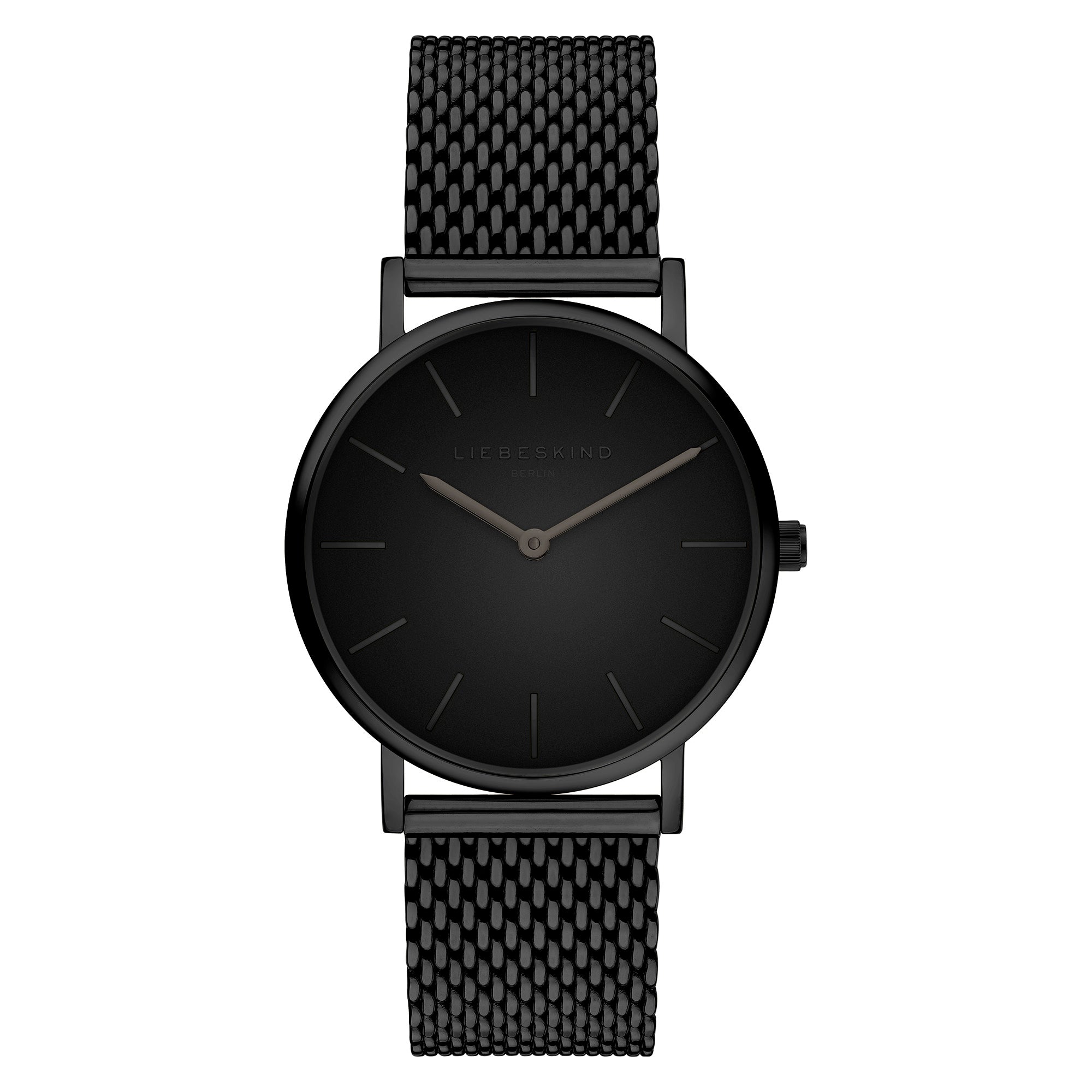 Die LIEBESKIND BERLIN Armbanduhr - Everyday Must Have von pro/concept Vermarktungs GmbH besticht durch ihr minimalistisches schwarzes Design, das schlichte Edelstahlgewebeband und die schlichten Stundenmarkierungen auf dem dunklen Zifferblatt.