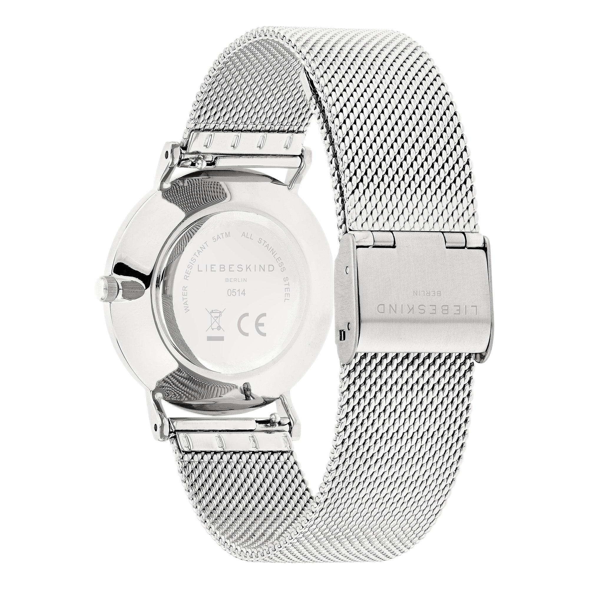 Rückansicht der LIEBESKIND BERLIN Armbanduhr - Pure Elegance von Liebeskind Berlin, mit silbernem Edelstahl-Meshband und Liebeskind-Branding auf der Schließe und dem Gehäuseboden.