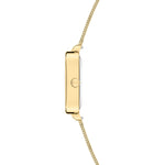 Seitenansicht der Liebeskind Berlin Armbanduhr - Modern Mesh, mit schlankem Gehäuse und dünnem Edelstahlarmband.