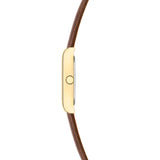 Seitenansicht der LIEBESKIND BERLIN Damenarmbanduhr mit schlankem goldfarbenem Gehäuse und braunem Lederarmband.