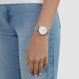 s.Oliver Armbanduhr - zeitlos mit Meshband