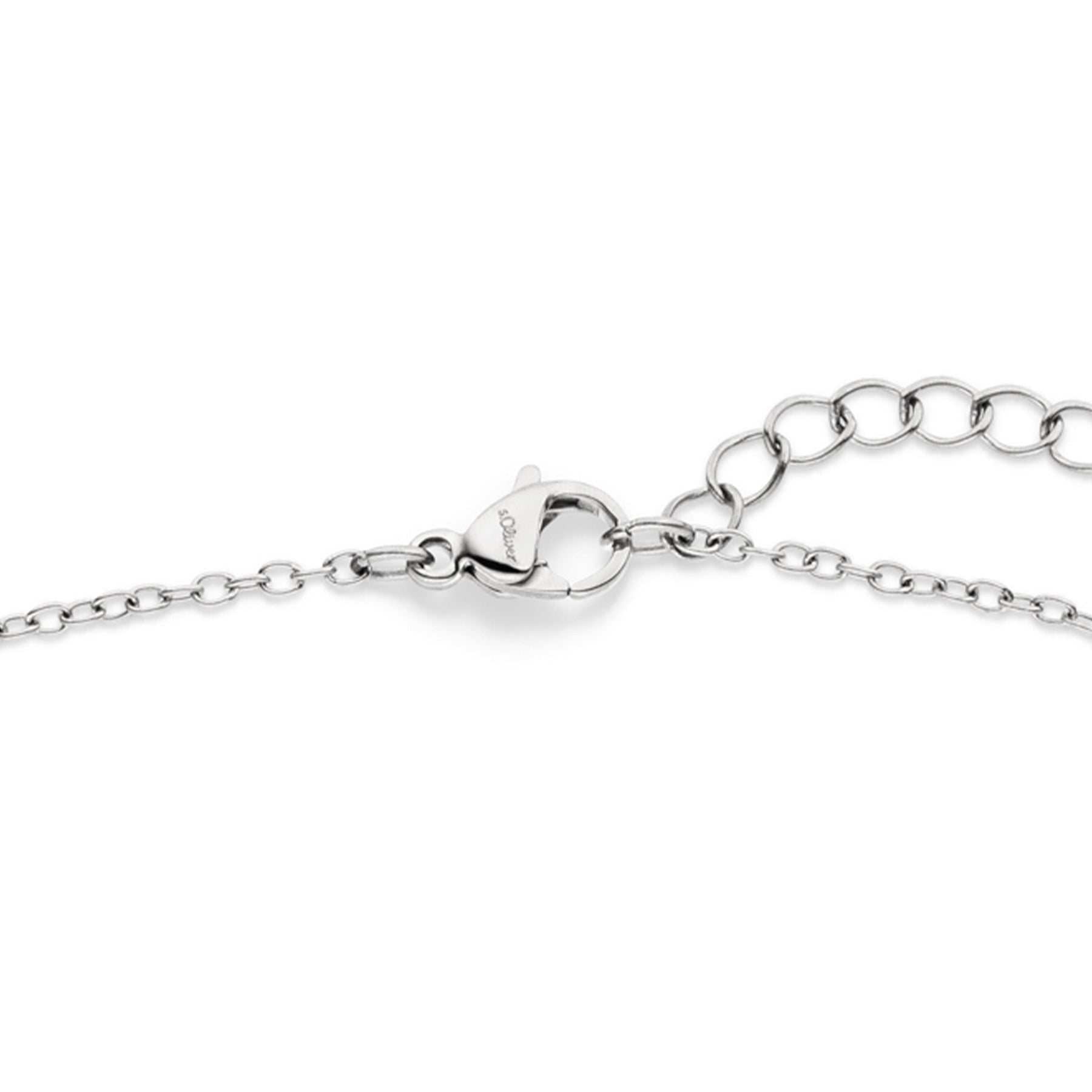 s.Oliver Tiny Hearts Fußkette in Silberoptik mit Karabinerverschluss und verstellbarem Verlängerungskettchen.