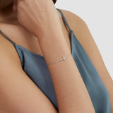 s.Oliver Armband - aus Silber mit Kreuz Detail