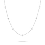 Die Tamaris Halskette - Tiny Tubes von Tamaris ist eine zarte silberne Kette mit kleinen horizontalen Stegen, ein filigranes und elegantes Accessoire - perfekt für dezente Eleganz zu jedem Outfit.