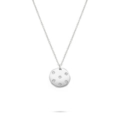 Die Tamaris Halskette - Little Twinkle: Silberne Damenkette mit rundem Anhänger, dekoriert mit Sternmotiven und Zirkoniasteinen - ein elegantes Schmuckstück von Tamaris.