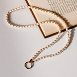 Lifestyle Image Tamaris Damen Perlenkette für Charmsanhänger mit weißen Perlen