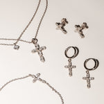 Tamaris Cross Schmuckkollektion in Silber mit funkelnden Zirkonia-Details