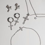 Tamaris Cross Schmuckkollektion in Silber mit funkelnden Zirkonia-Details