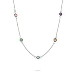 Tamaris Shiny Stones Halskette in Silber mit fünf facettierten Schmucksteinen in verschiedenen Farben, rosa, grün, hellblau, bernstein und lila
