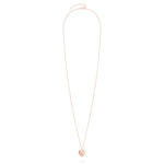 Die Tamaris Halskette - Heart Amulet von Tamaris besteht aus einer zarten roségoldenen Kette mit einem kleinen, glänzenden herzförmigen Anhänger aus Edelstahl als Herzstück.