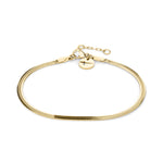 Das Tamaris Set - The Layer: Elegantes Schlangenketten-Armband mit rundem Charme und verstellbarem Verschluss von Tamaris, stilvoll auf weißem Hintergrund präsentiert.