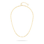 Die Tamaris Halskette - Modern Layering verfügt über längliche goldene Glieder und einen verstellbaren Verschluss, ideal zum Kombinieren mit Ihren Lieblingsstücken oder als Blickfang in jedem Set. Ein stilvoller Damenschmuck, der auf weißem Hintergrund präsentiert wird.