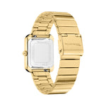 Die Tamaris Armbanduhr - The Square Retro Strap ist eine goldene Damenuhr mit einem quadratischen Zifferblatt und einem Gliederarmband aus Edelstahl, das auf der Rückseite das Tamaris Branding hervorhebt.