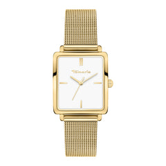 Die Tamaris Armbanduhr - Square Meets Mesh verfügt über ein elegantes quadratisches Gehäuse in Gold, ein Netzband und ein minimalistisches weißes Zifferblatt mit goldenen Markierungen und Zeigern - eine elegante Damenuhr von Tamaris.
