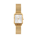 Die Tamaris Armbanduhr - Tiny Watch hat ein goldenes, quadratisches Zifferblatt, ein Edelstahl-Netzarmband und ein minimalistisches, weißes Zifferblatt, das moderne Eleganz ausstrahlt. Dieser Zeitmesser von Tamaris ist perfekt, um Ihrem Look einen minimalistischen Stil zu verleihen.