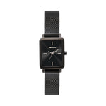 Die Tamaris Armbanduhr - Tiny Watch beeindruckt mit rechteckigem, schwarzem Design und Mesharmband - minimalistische Eleganz der Marke Tamaris auf weißem Hintergrund präsentiert.