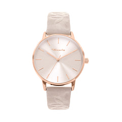 Das beige Lederarmband und das roségoldene Gehäuse machen die Tamaris Armbanduhr - Stamped Flowers zu einer eleganten Damenuhr mit minimalistischem Silberzifferblatt.