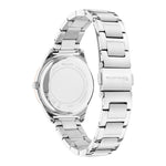 Rückansicht der Tamaris Moder Classic Damenuhr mit silberfarbenem Edelstahlgehäuse, Gliederarmband und Faltschließe